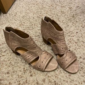 Bought from Buckle, Size: 11, Color: Tan